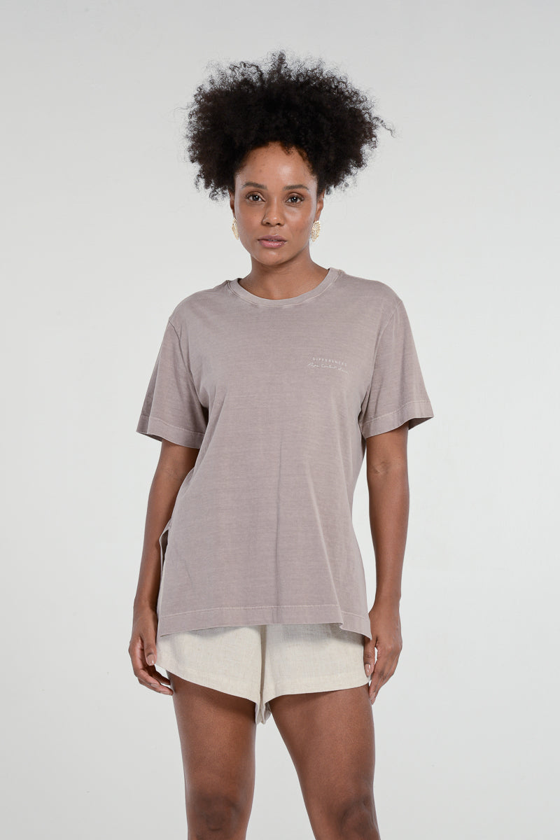 Camiseta The Same People Cáqui