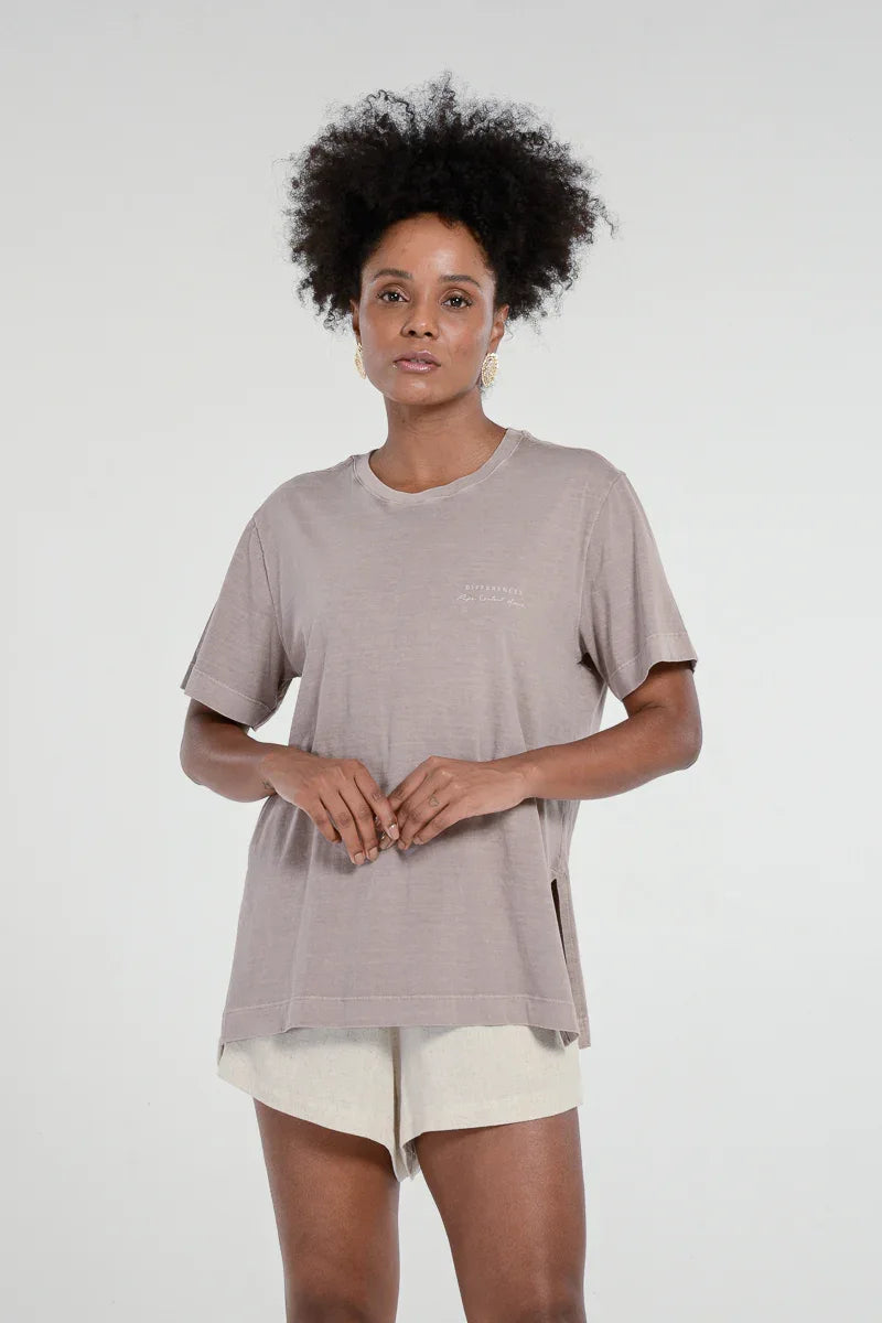 Camiseta The Same People Cáqui