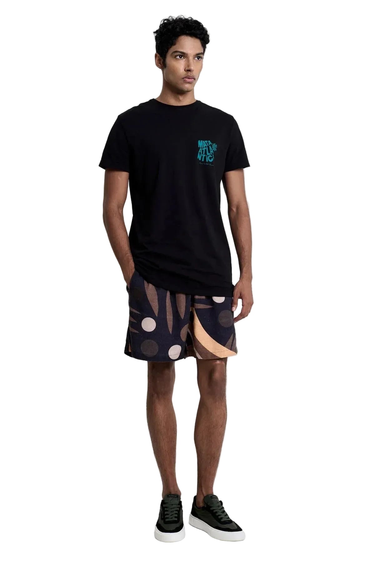 Camiseta Roots Preta