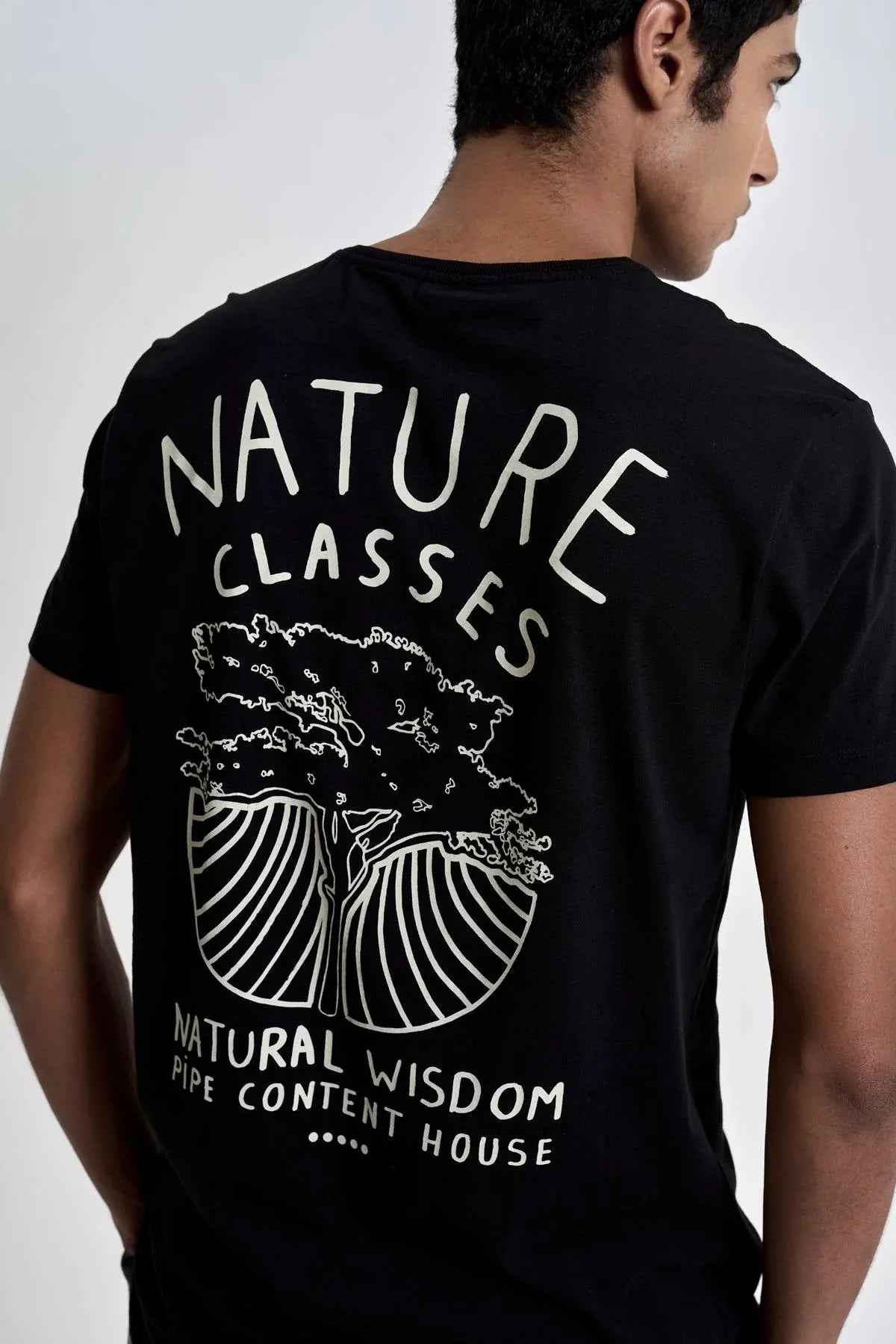 Camiseta Roots Preta