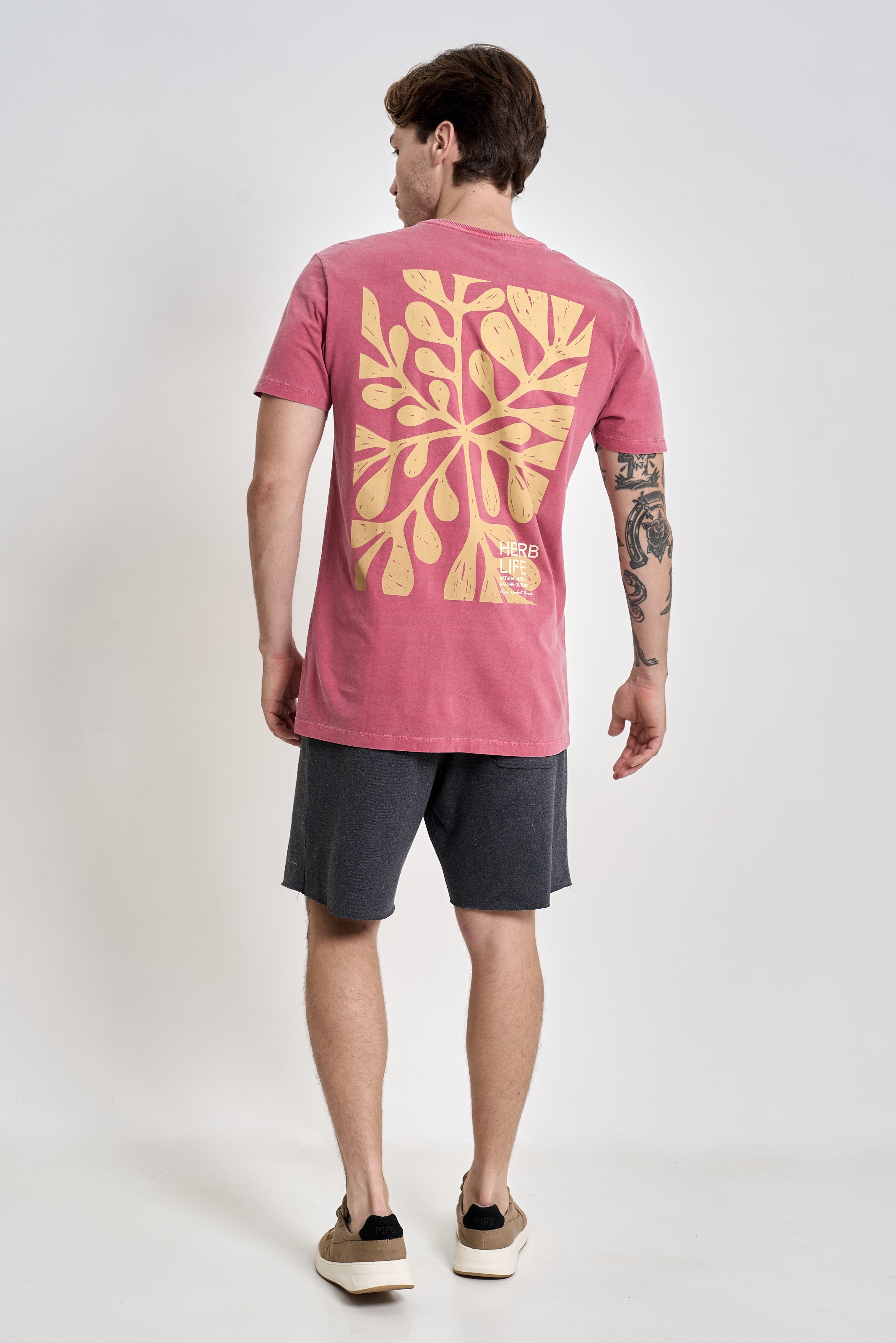 Camiseta Nine Petals Coral