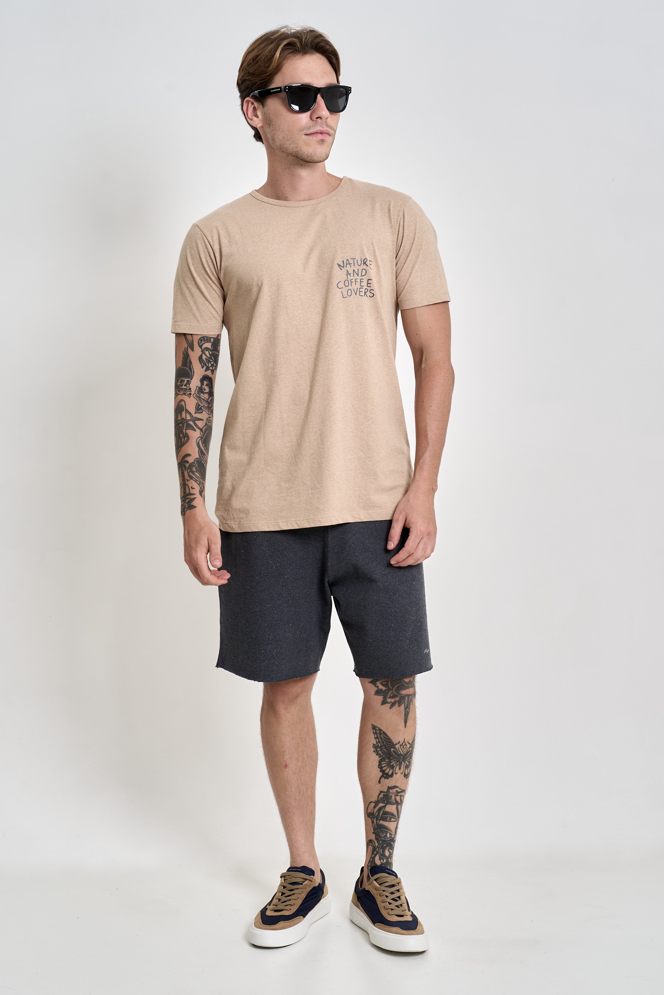 Camiseta Coffee Marrom