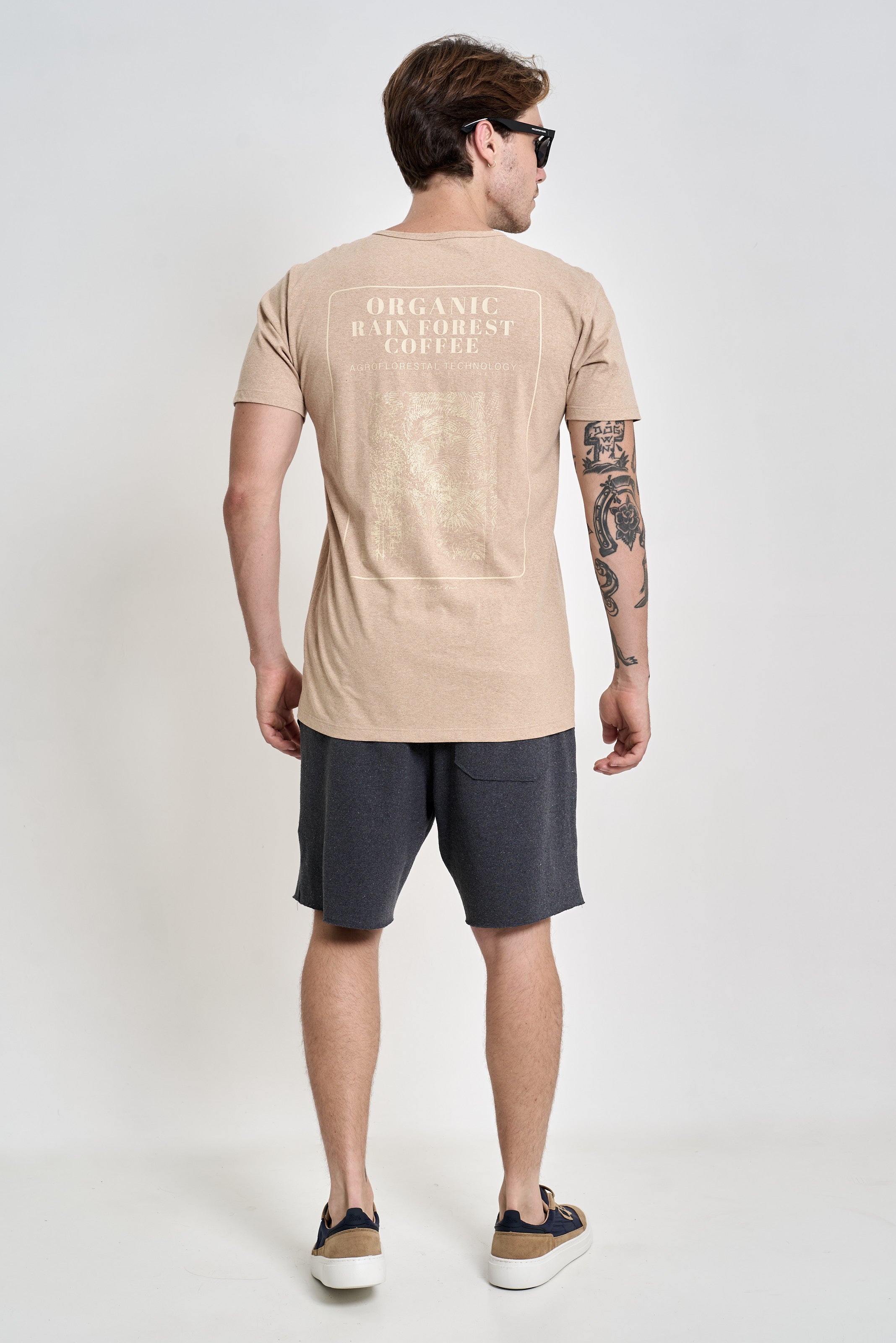 Camiseta Coffee Marrom