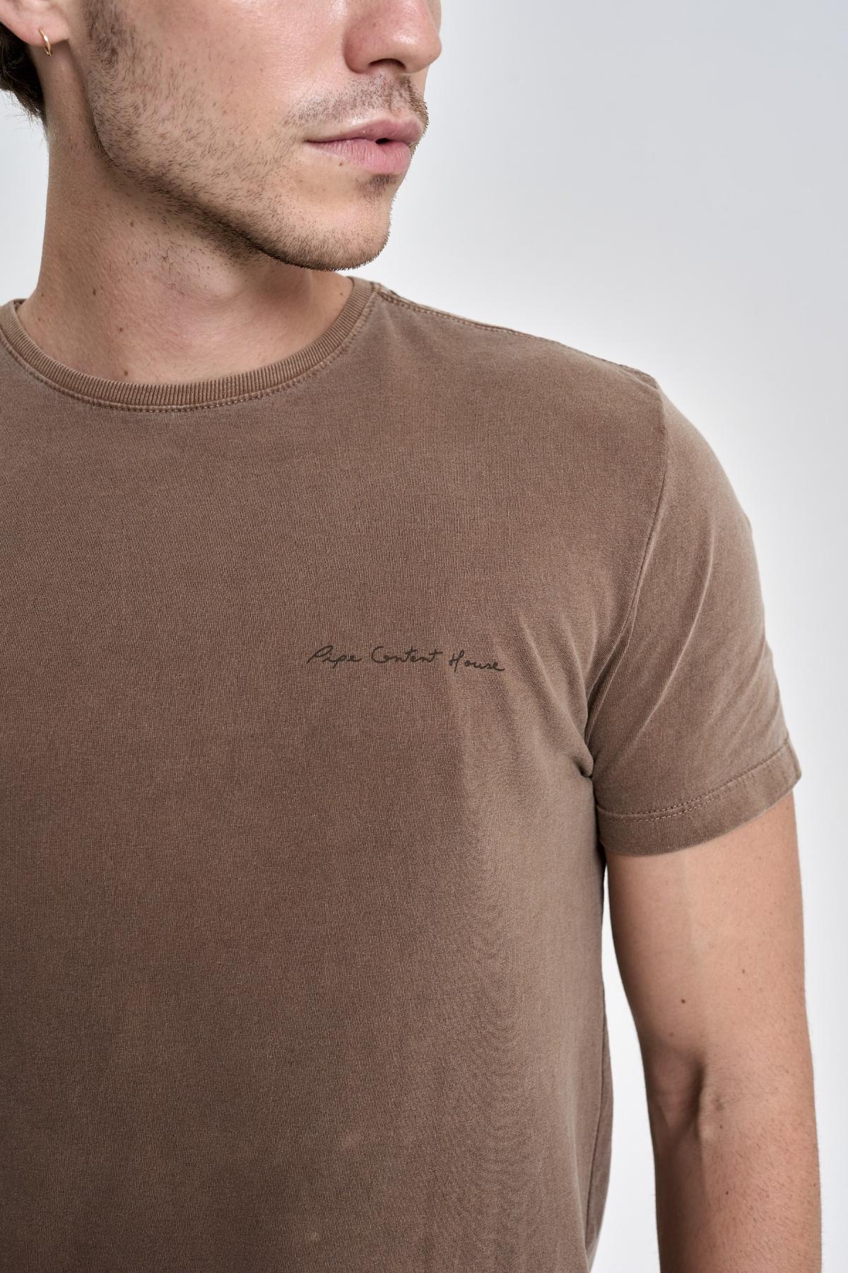 Camiseta Classic Marrom