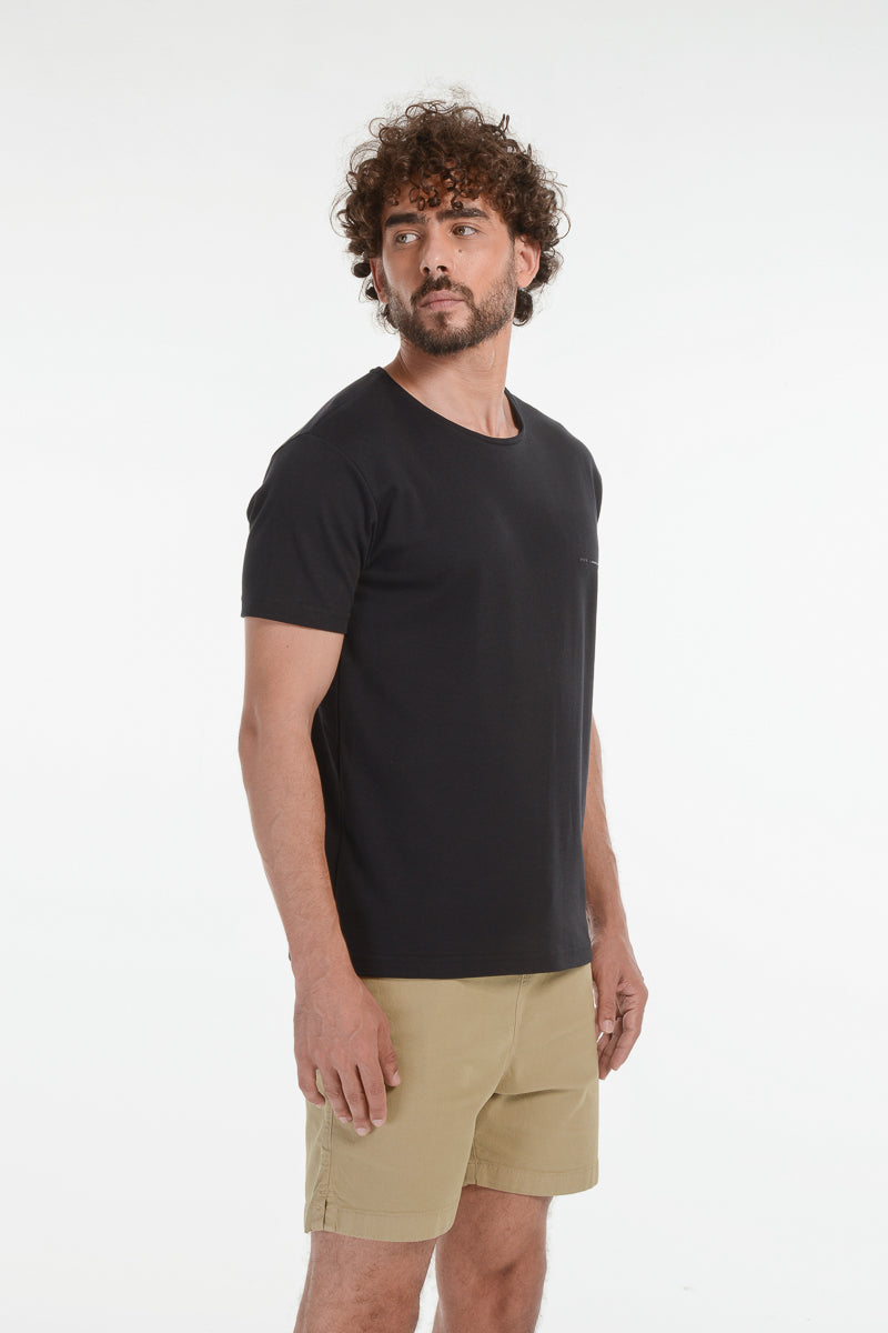 CAMISETA BASIC BOLSO